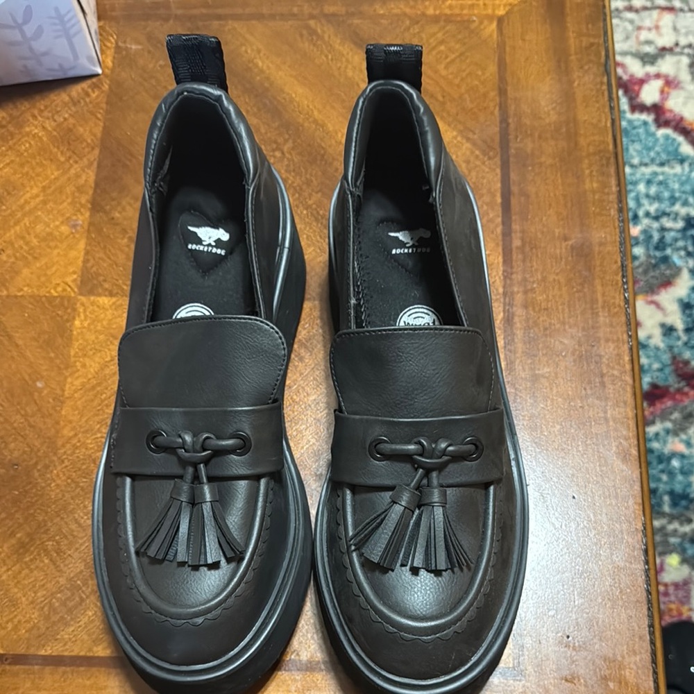 Rocket Dog Brown Tassel Flats Loafers